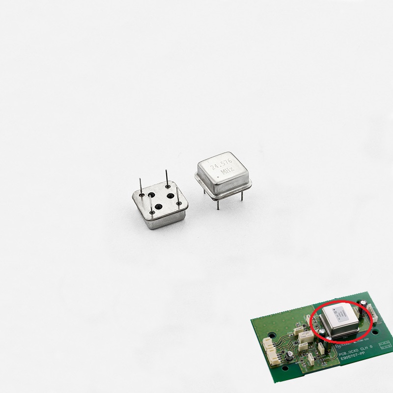 Standarduhr Oszillator 12x12mm